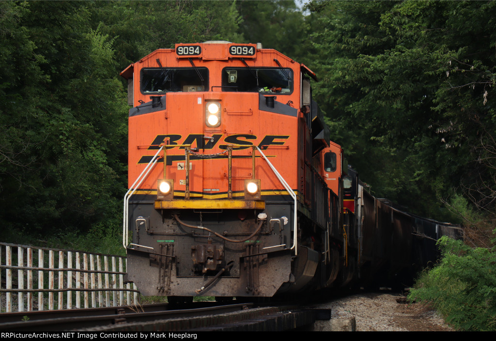 BNSF 9094